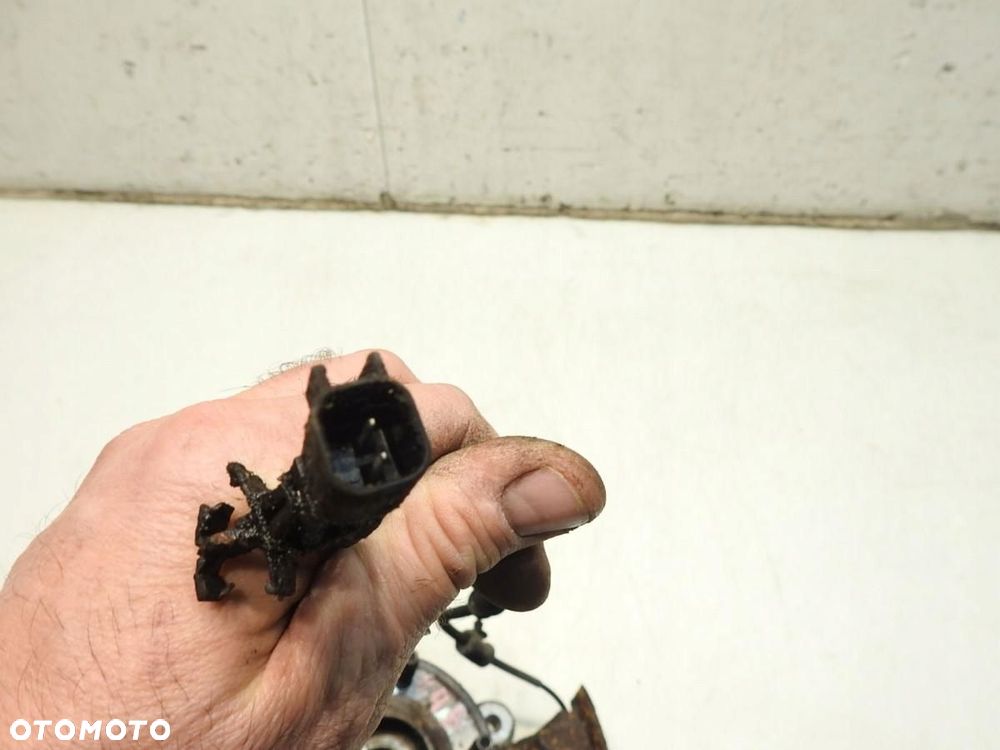 PIASTA ZWROTNICA PRAWY PRZÓD OPEL ASTRA J 1.4T - 3