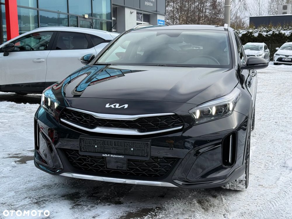 Kia XCeed 1.6 T-GDI Business Line DCT - 4
