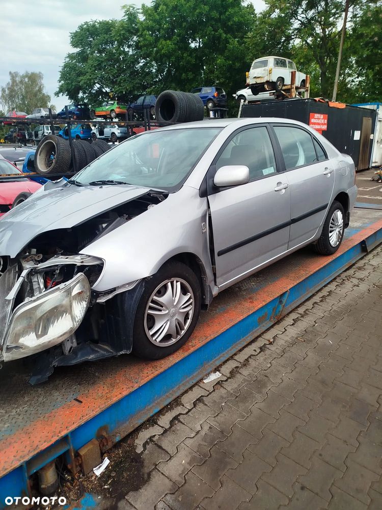 Toyota Corolla  e 12 na części. - 3