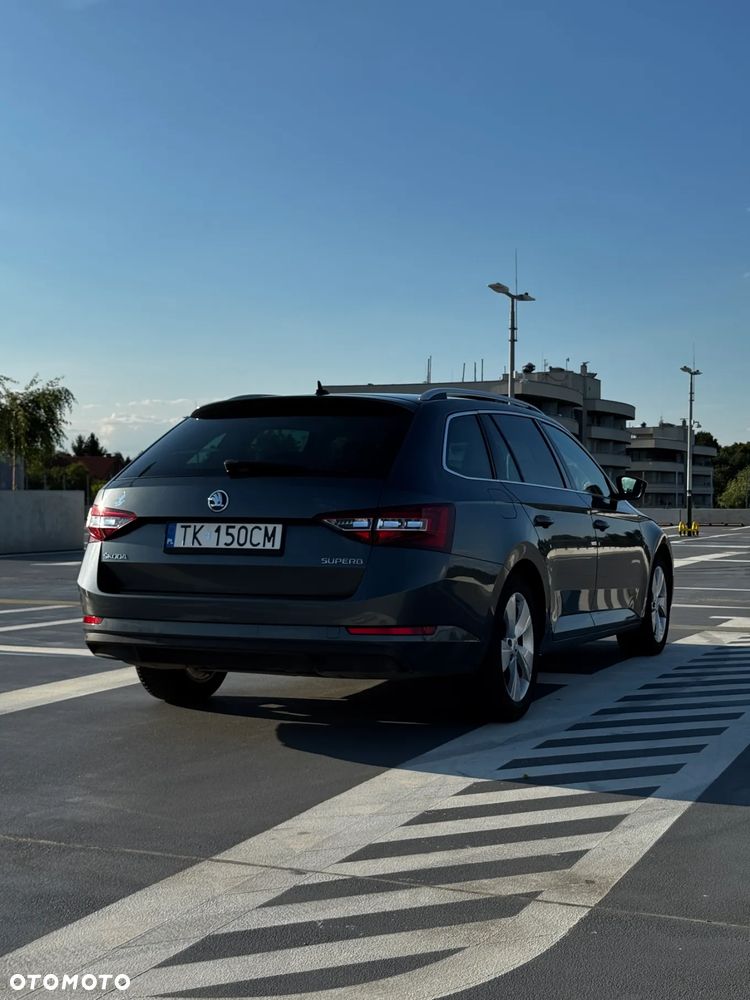 Skoda Superb 1.8 TSI Ambition - 4
