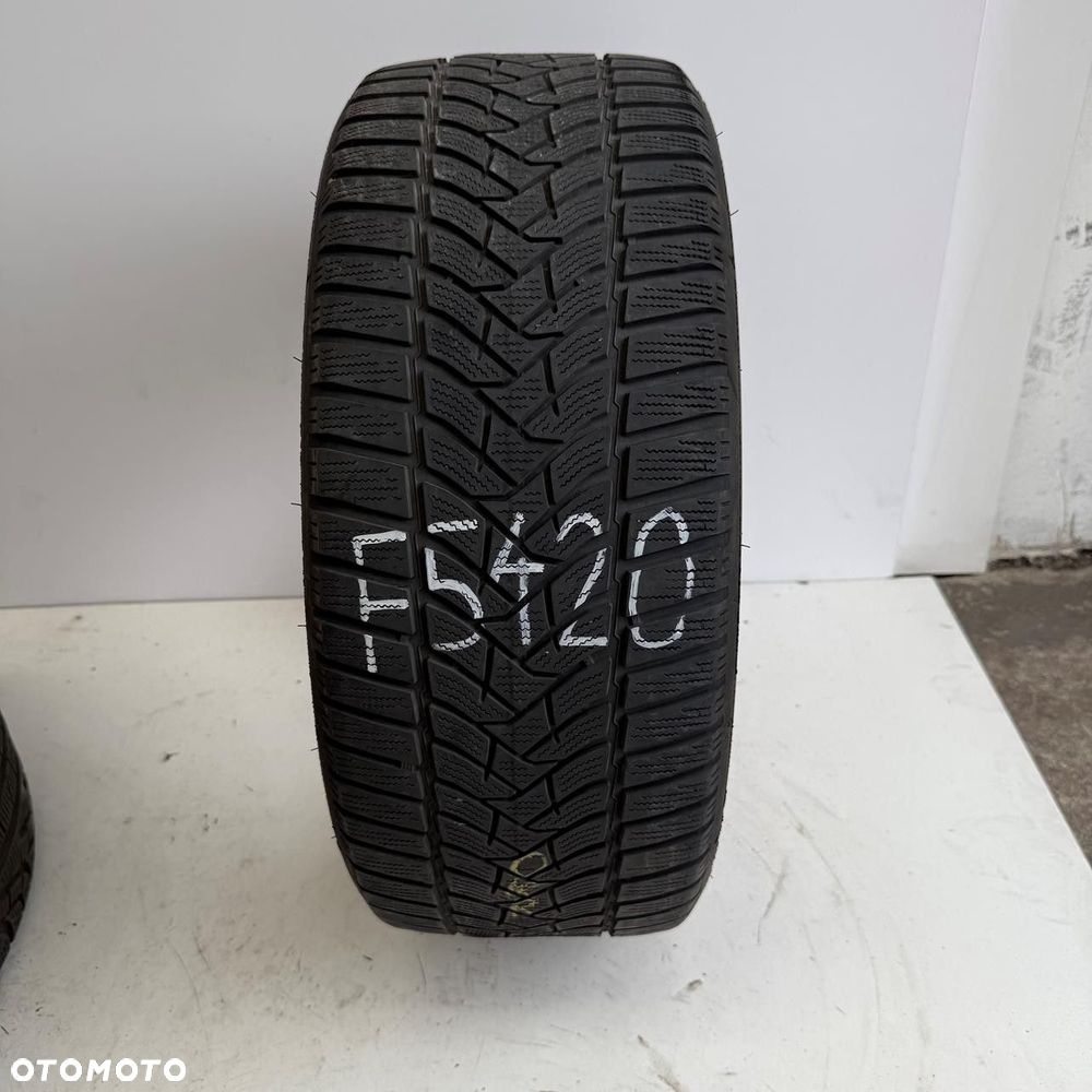 Opona 235/45/18 Dunlop Wintersport 5 (F5420)