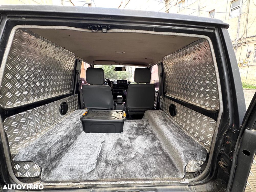 Toyota Land Cruiser - 5