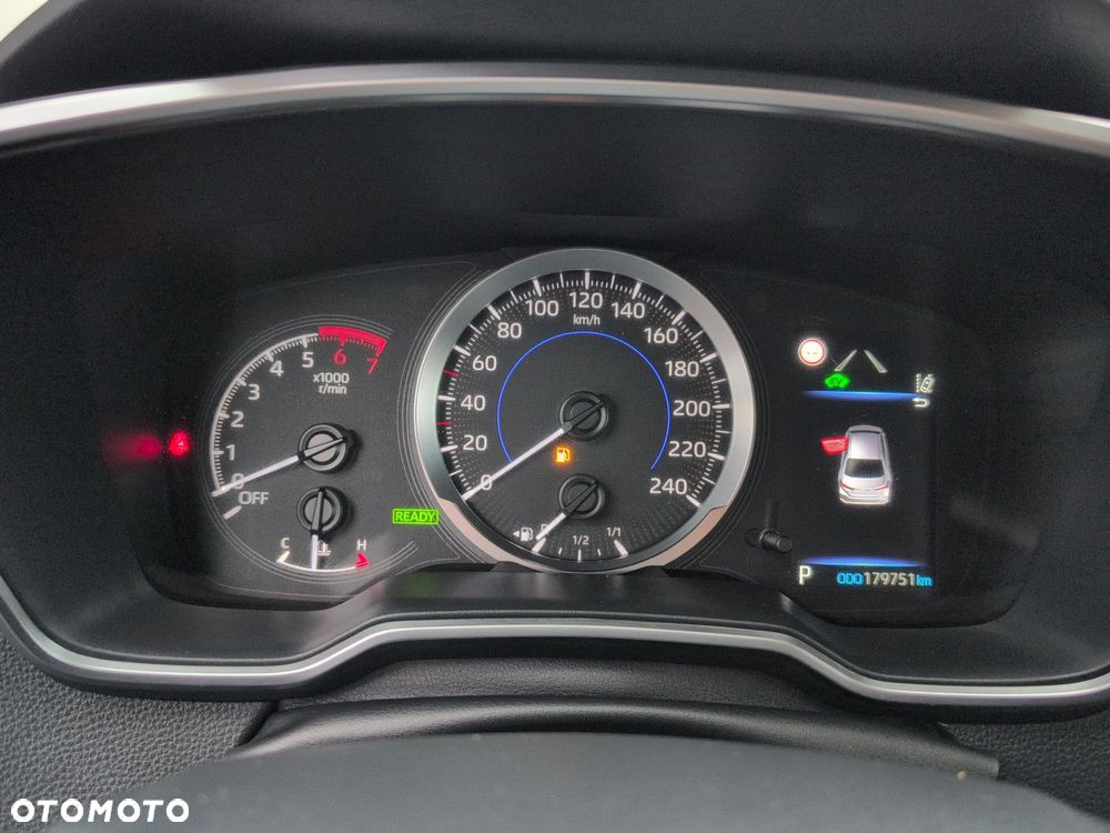 Toyota Corolla 1.8 Hybrid Active - 17