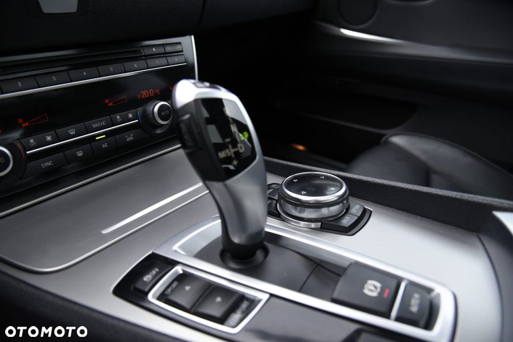 BMW 5GT 530d - 26