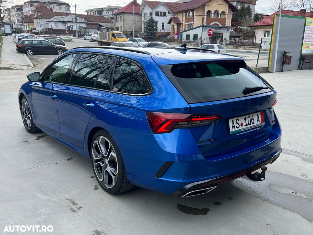 Skoda Octavia 2.0 TDI DSG RS Plus - 3