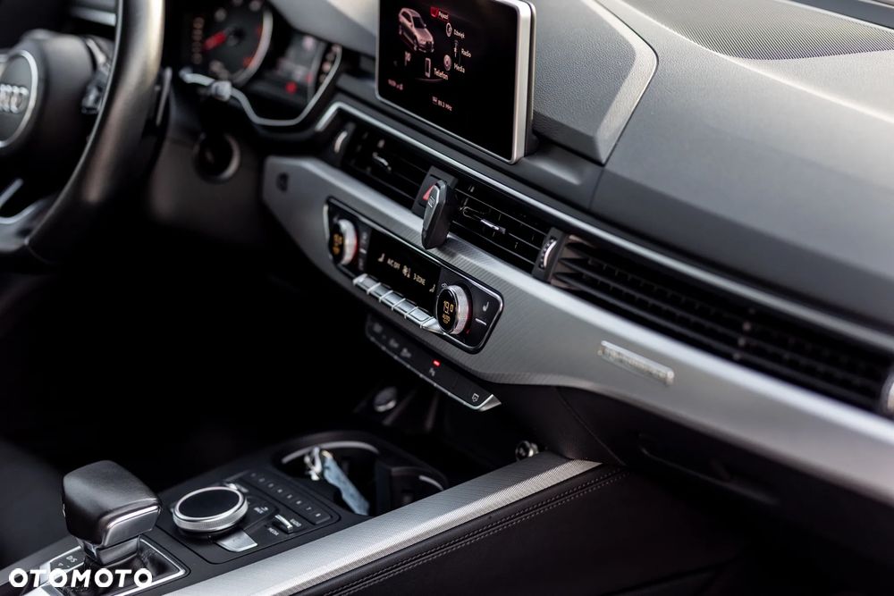 Audi A4 Avant 40 TDI S tronic quattro sport - 2