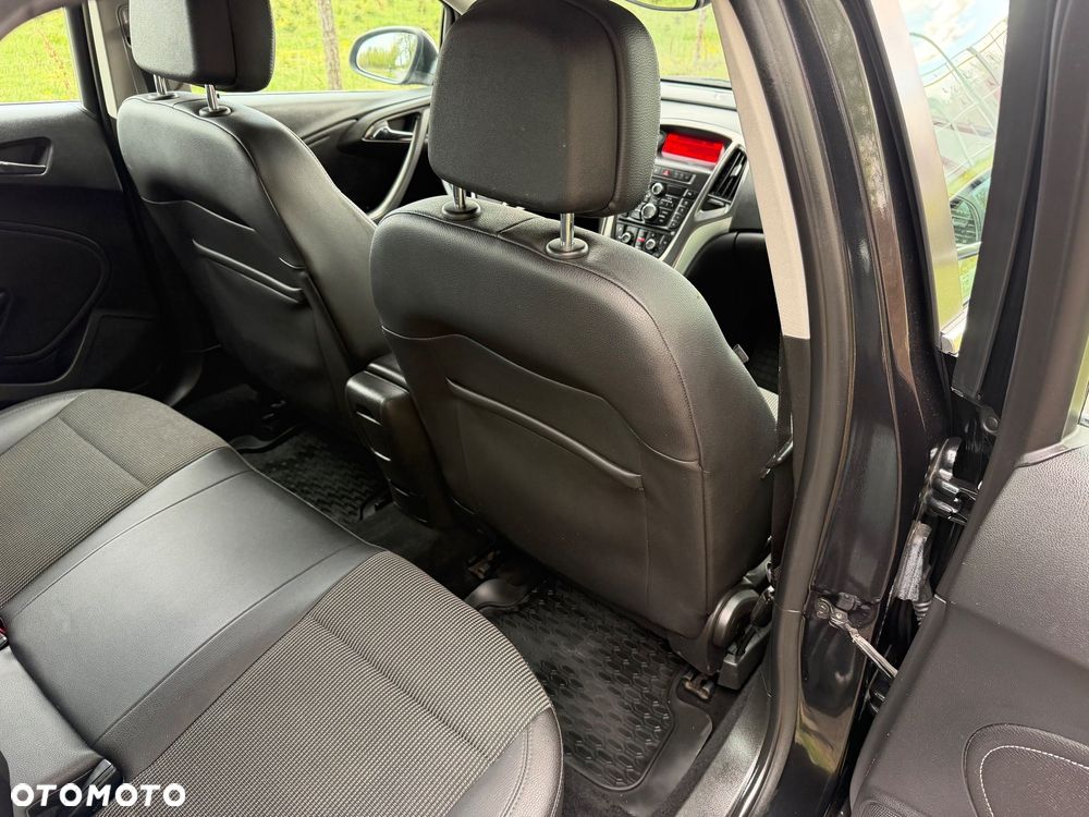 Opel Astra 1.4 T Essentia - 7