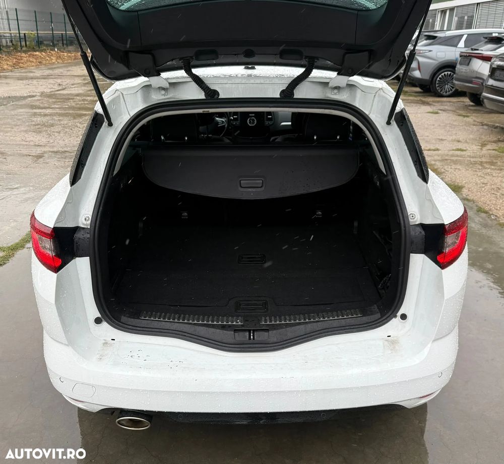 Renault Megane - 8