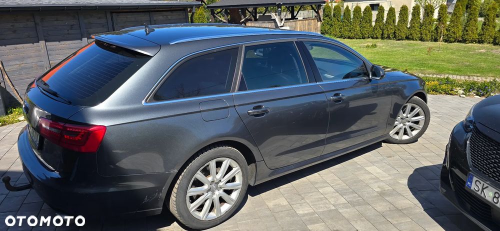 Audi A6 Avant - 1