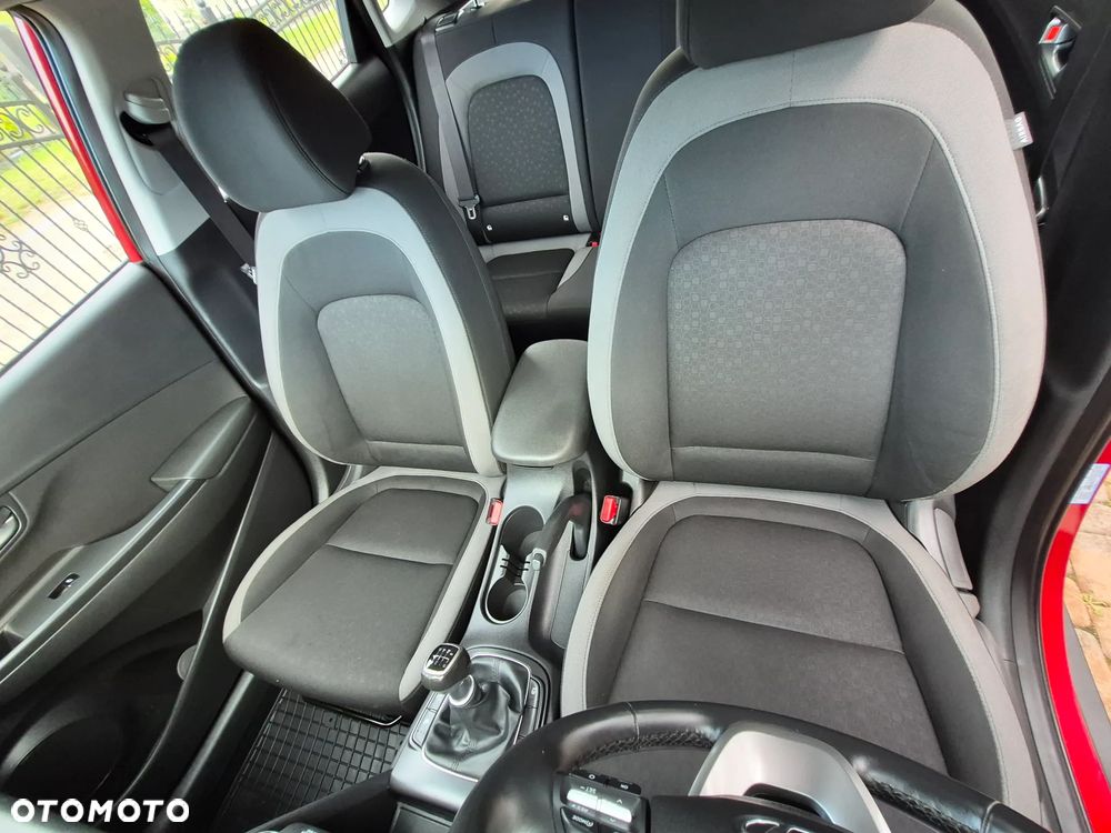Hyundai Kona - 21