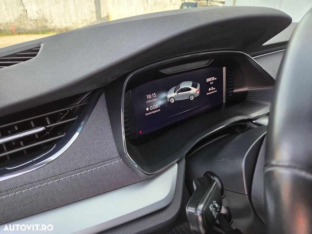 Skoda Octavia 2.0 TDI DSG Style - 19