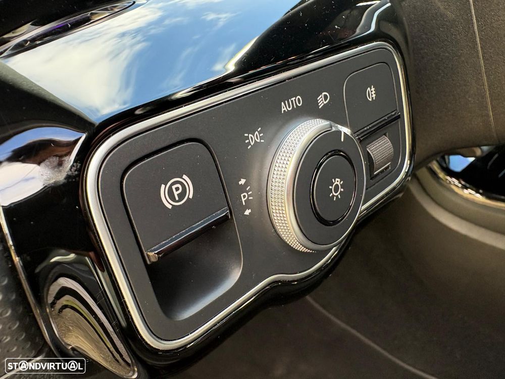 Mercedes-Benz A 200 AMG Line Aut. - 37