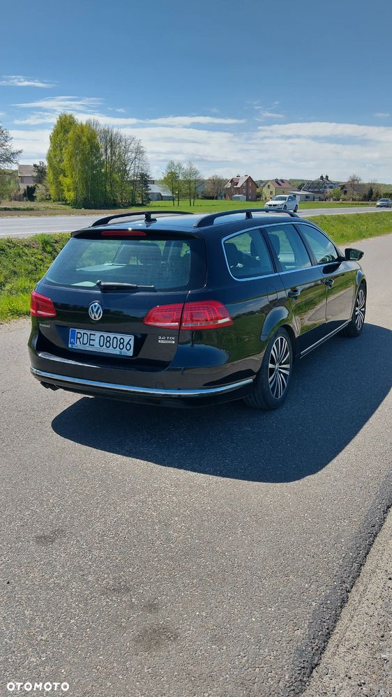 Volkswagen Passat 2.0 TDI Comfortline - 5