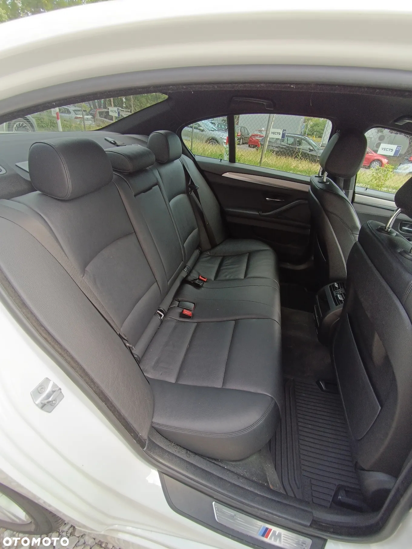 BMW Seria 5 520d xDrive - 22