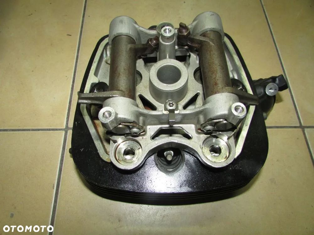 MOTO GUZZI V7 III STONE GŁOWICA LEWA - 1