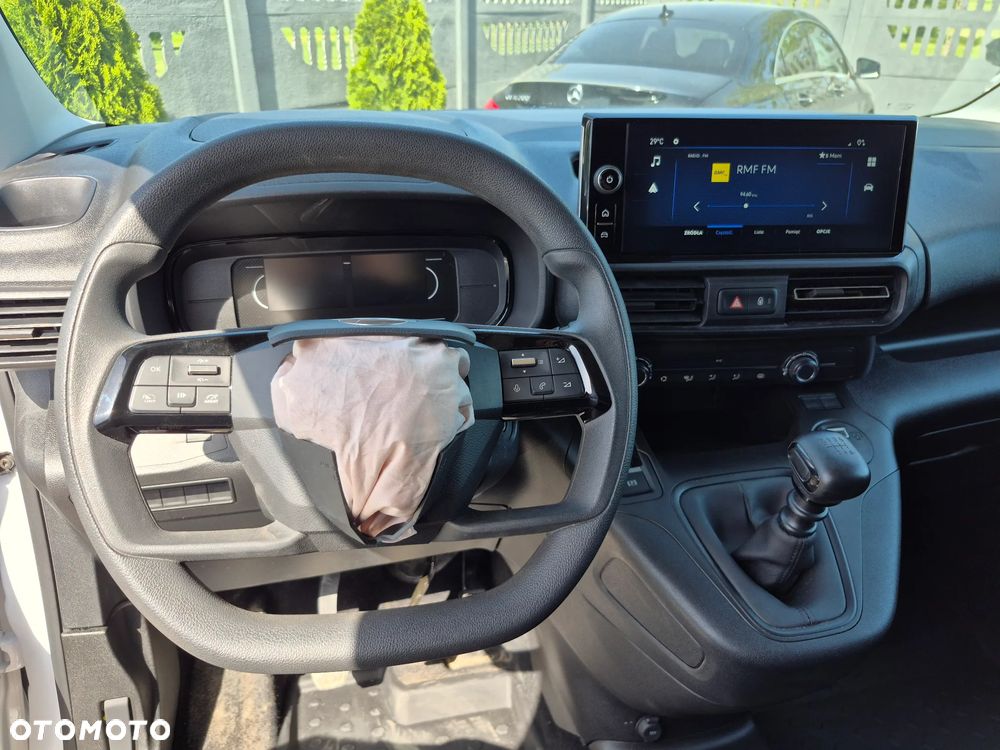 Opel COMBO - 10