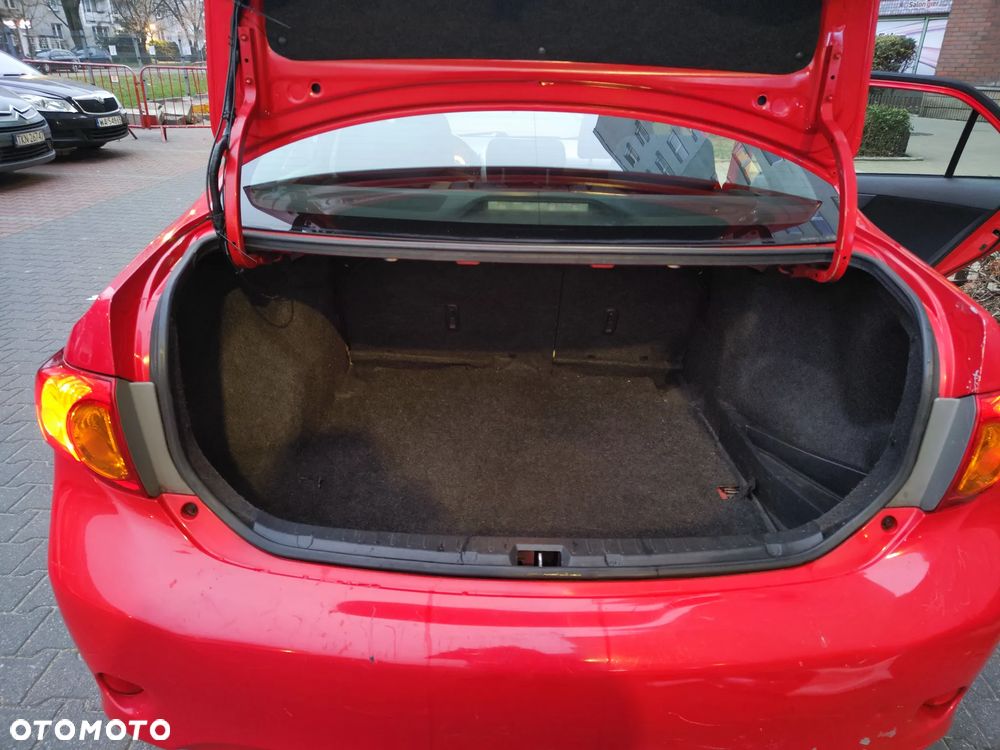 Toyota Corolla 1.6 VVT-i Terra - 21