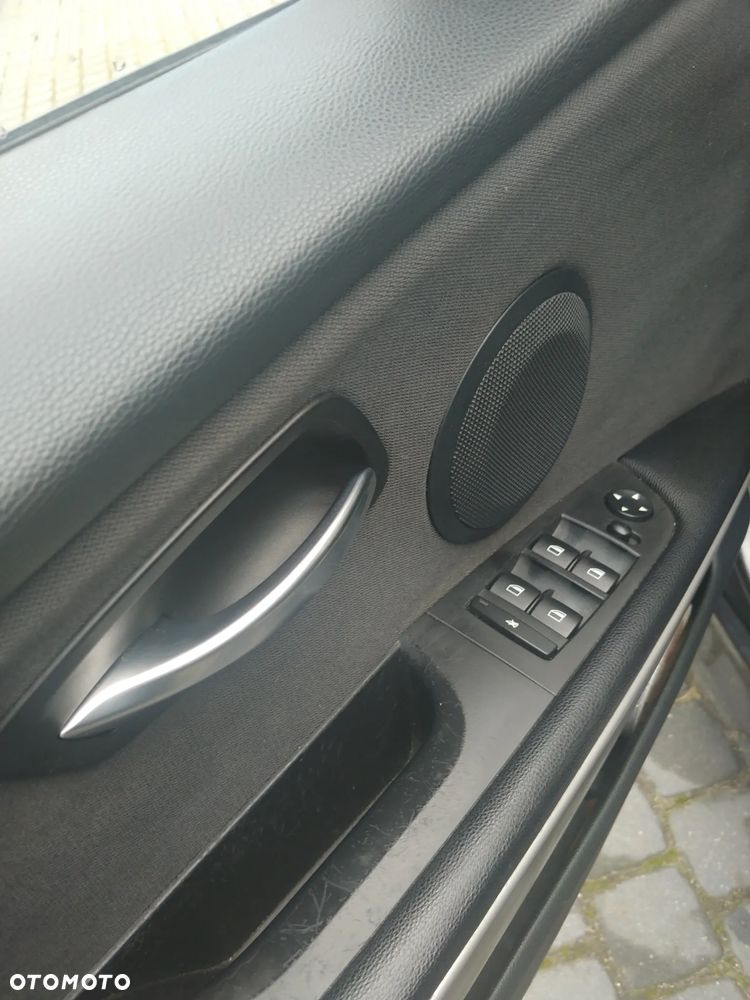 BMW Seria 3 318i - 7