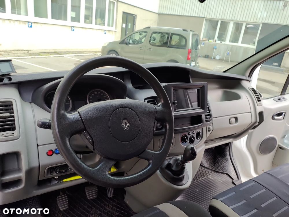 Opel Vivaro L2H2 kamper z łazienka,kuchnia,toaleta - 37