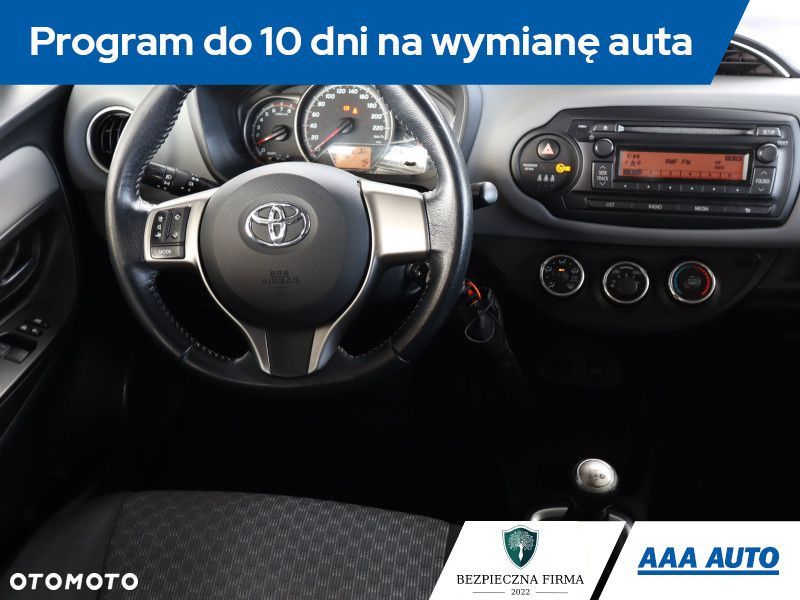 Toyota Yaris - 8