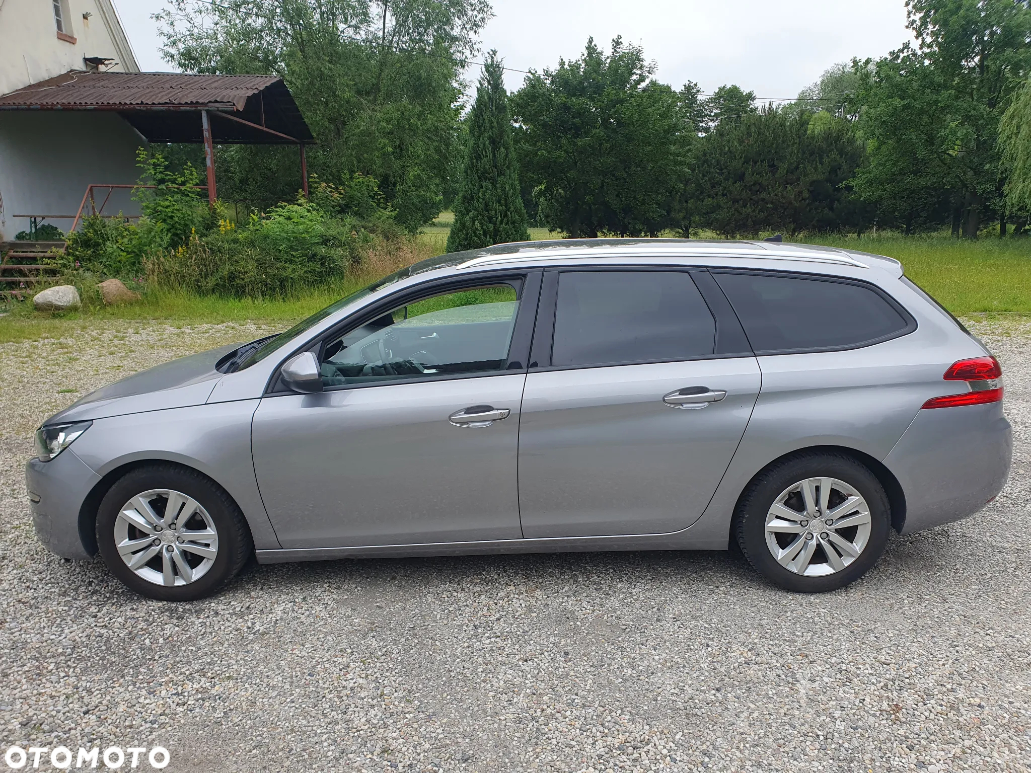 Peugeot 308 1.6 BlueHDi Allure S&S - 15