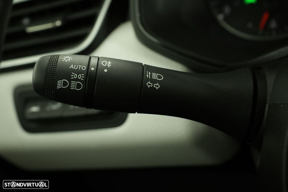 Renault Clio 1.0 TCe Evolution - 16