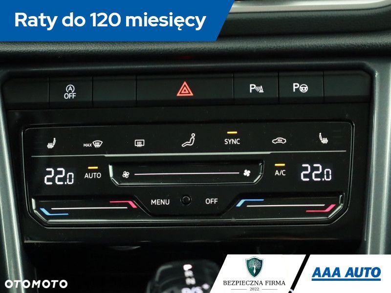 Volkswagen T-Roc - 16