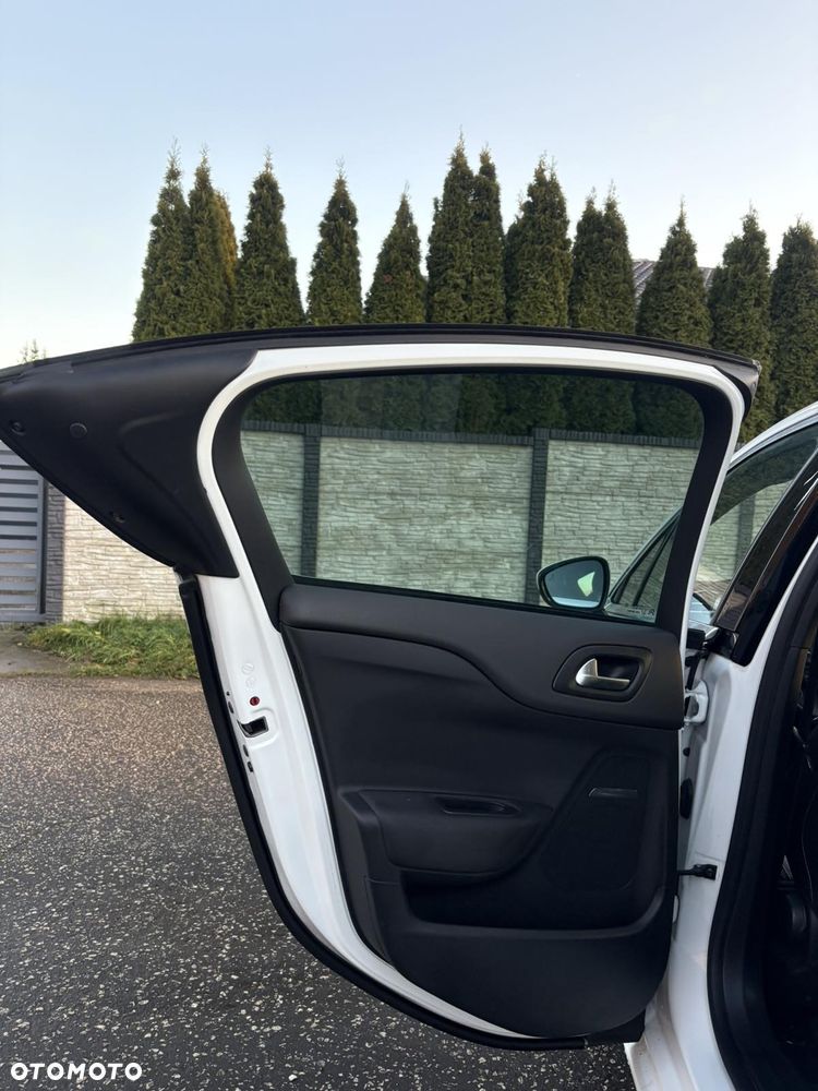 Citroën DS4 HDi 165 SportChic - 36