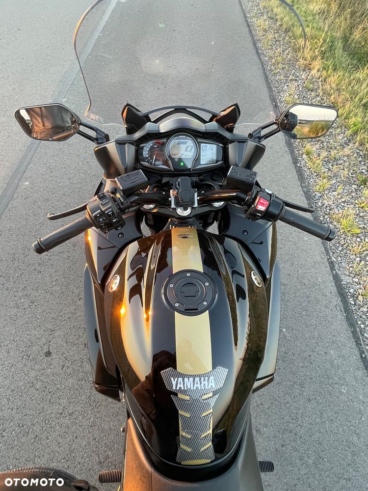 Yamaha FJR - 9