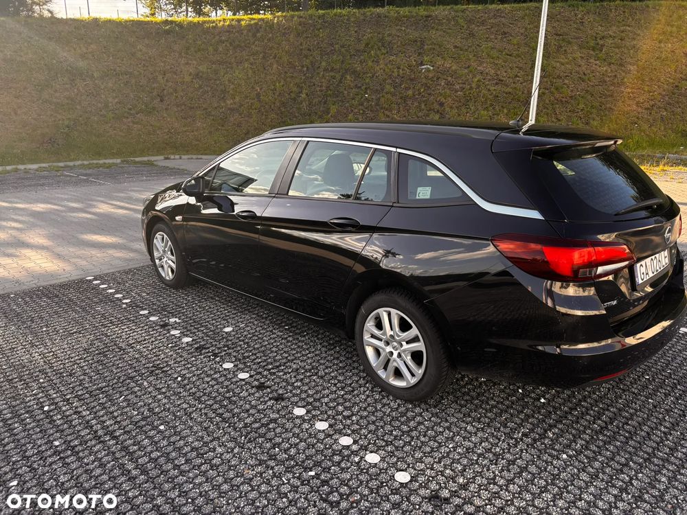 Opel Astra 1.4 T Enjoy - 4