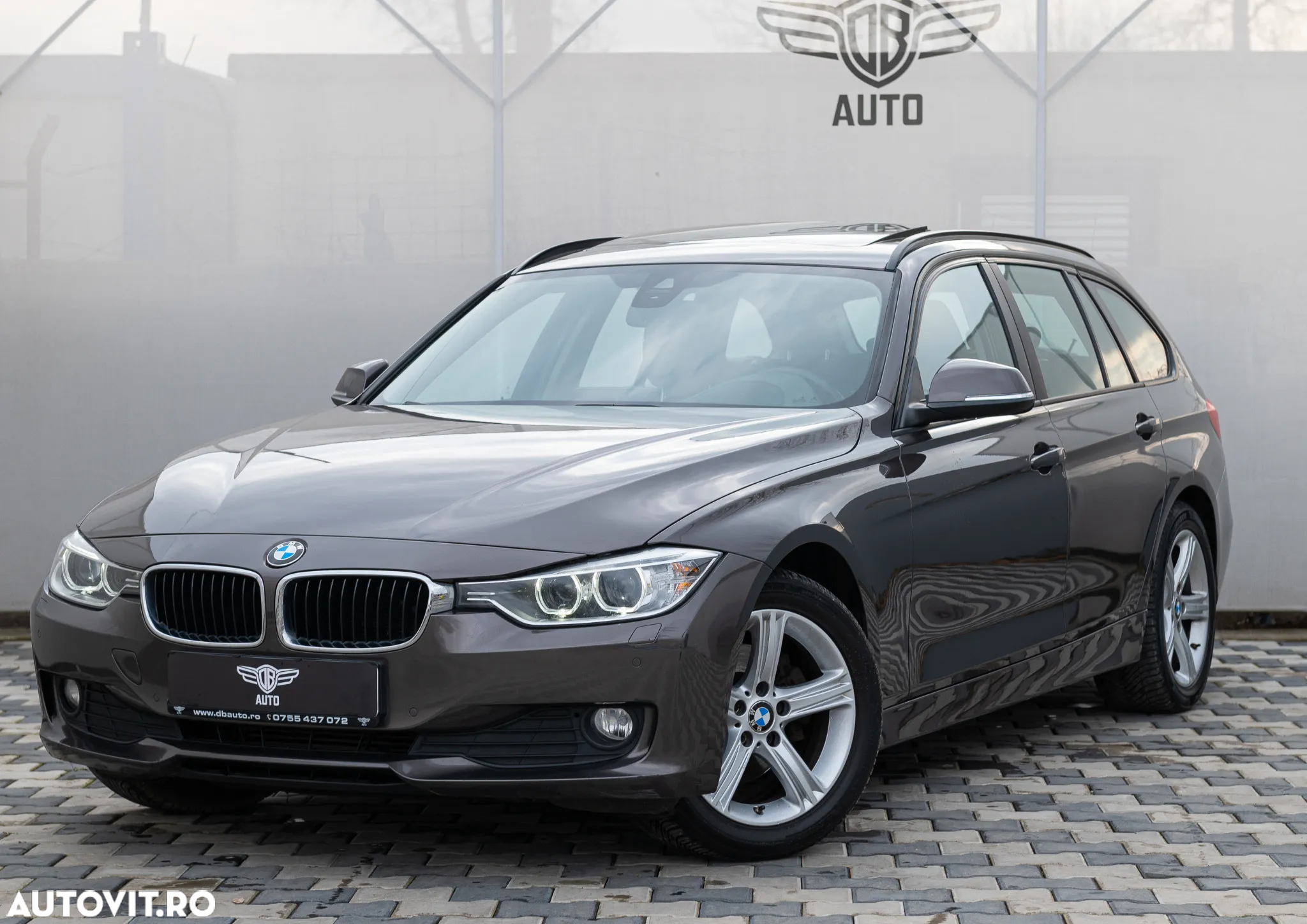 BMW Seria 3 320d Touring Aut. - 2