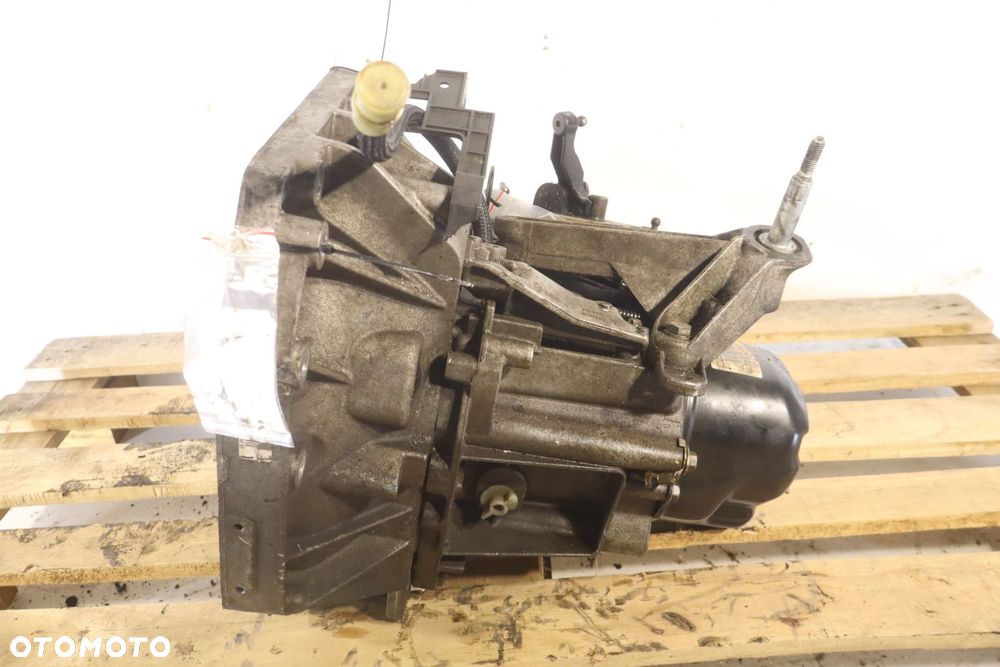 SKRZYNIA BIEGÓW 5 BIEGOWA DACIA DOKKER LIFT 1.6 JR5076S - 4