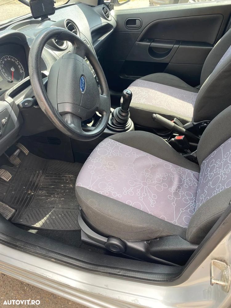 Ford Fiesta 1.4 TDCi Comfort - 4