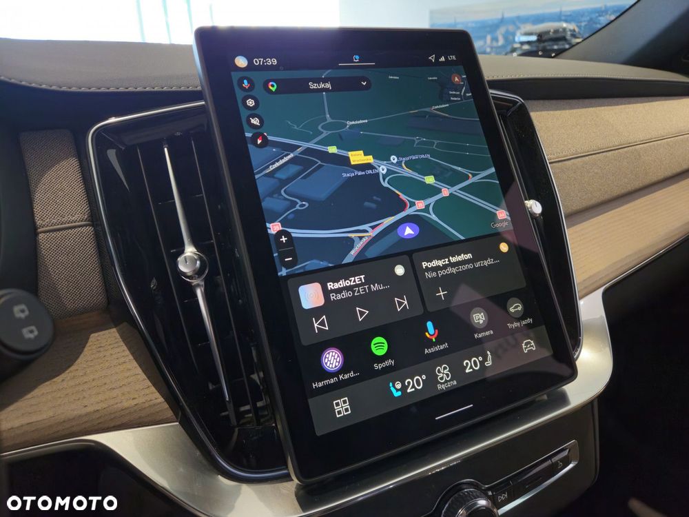 Volvo XC 90 - 23