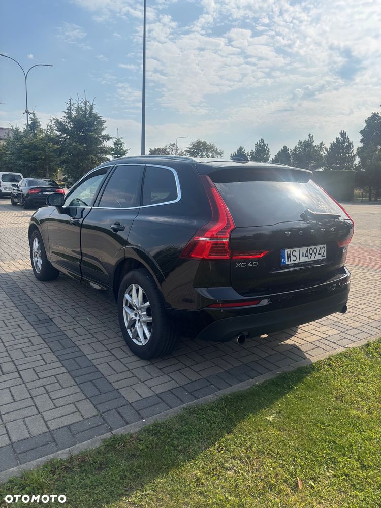 Volvo XC 60 D4 Momentum - 4