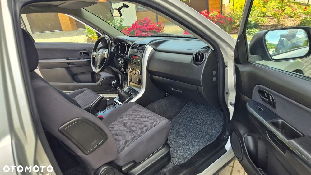 Suzuki Grand Vitara 1.6 Club - 6