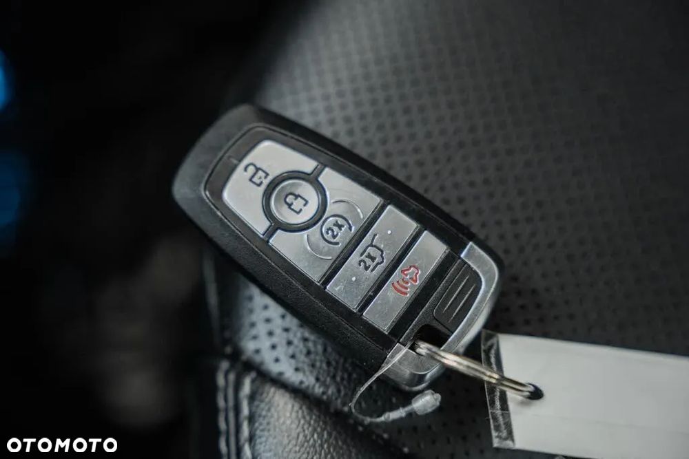 Ford Escape 2.0 EcoBoost AWD Titanium - 37