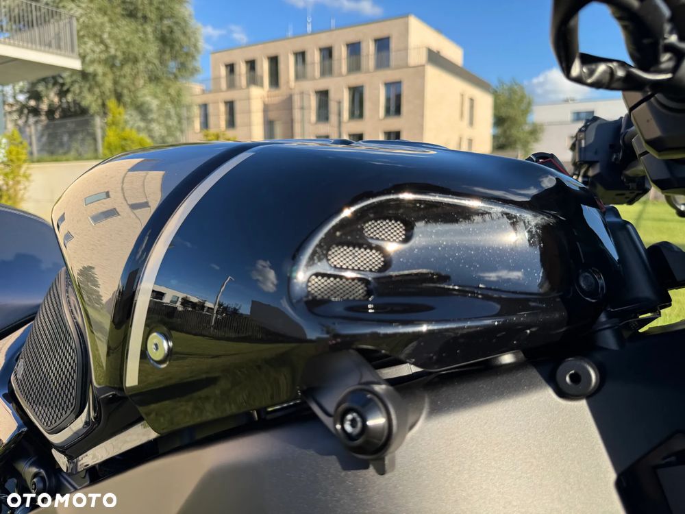 Yamaha XSR - 17