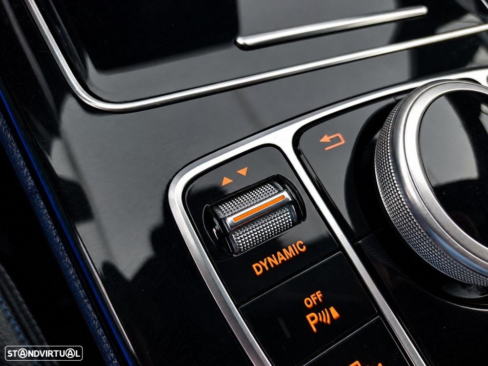 Mercedes-Benz C 300 de AMG Line - 27