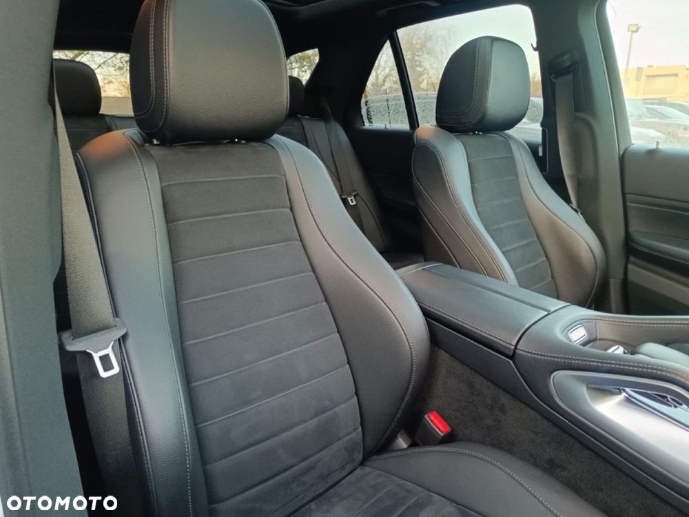 Mercedes-Benz GLE - 28