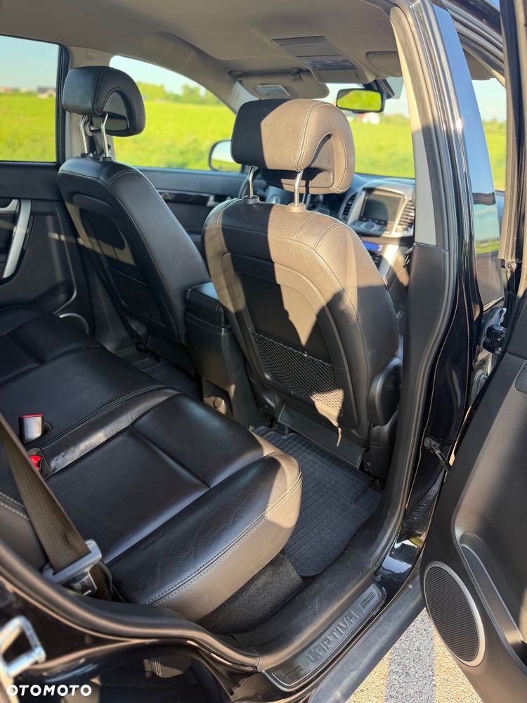 Chevrolet Captiva 2.2 D LT+ - 8