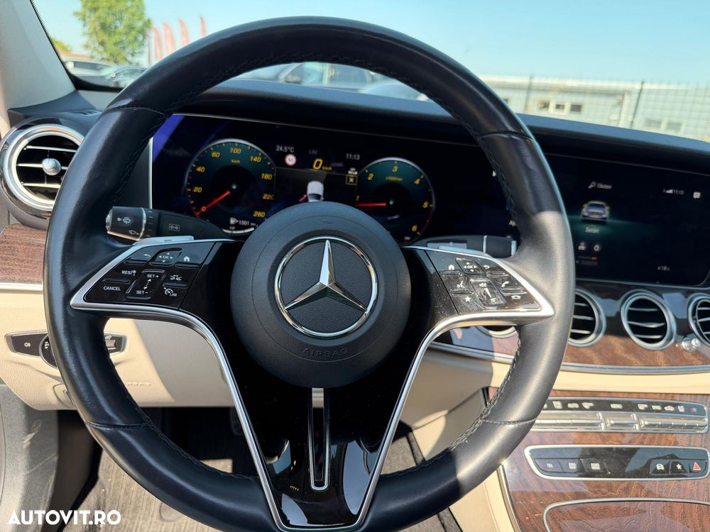 Mercedes-Benz E - 8