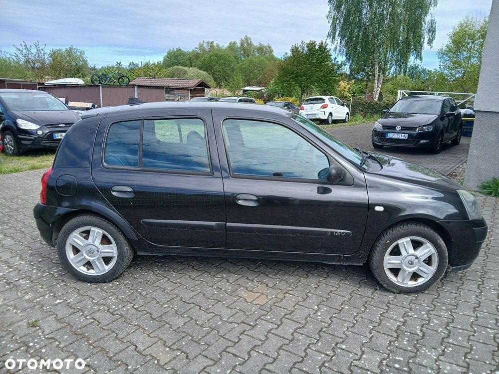 Renault Clio 1.2 16V Alize - 8