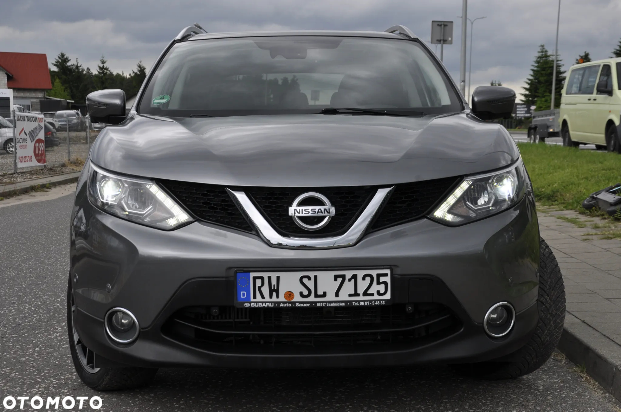 Nissan Qashqai 1.6 dCi Xtronic TEKNA - 9