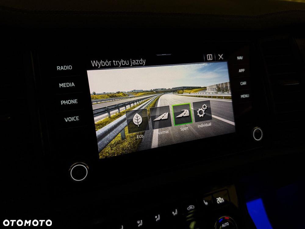 Skoda Kodiaq 1.5 TSI ACT 4x2 Sportline DSG - 14
