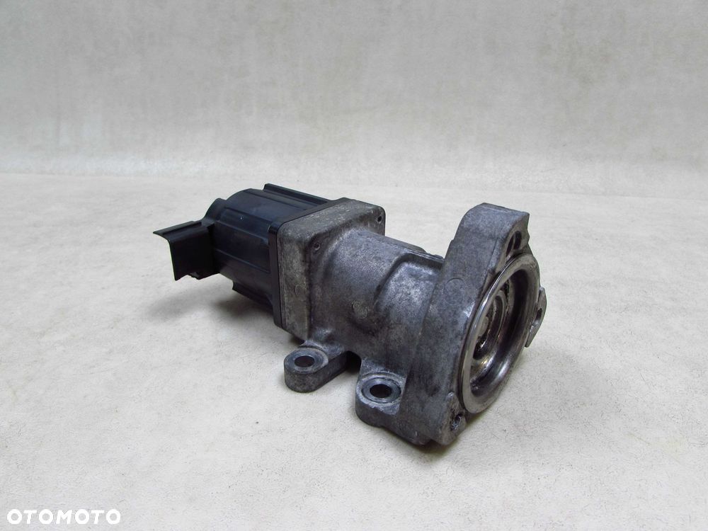 ISUZU NPR NQR NKR N75 07-18 5.2 D 4HK1 ZAWOR SPALIN EGR 8980182645 - 1