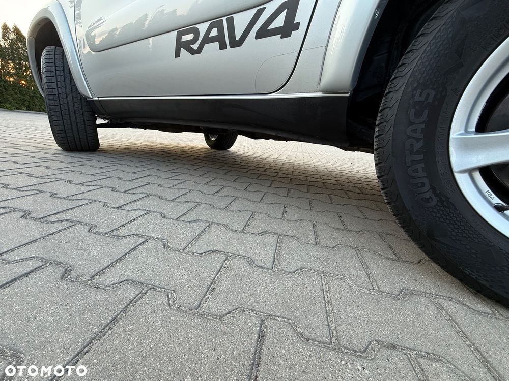 Toyota RAV4 2.0 VVT-i Sol - 22