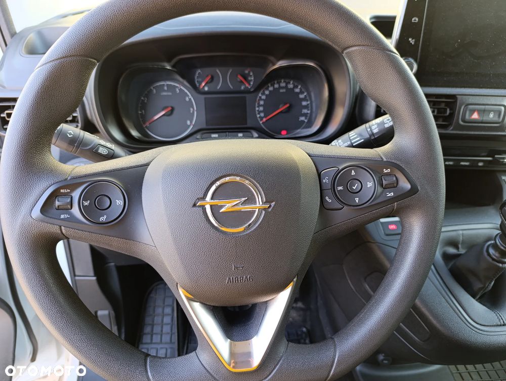 Opel Combo - 8