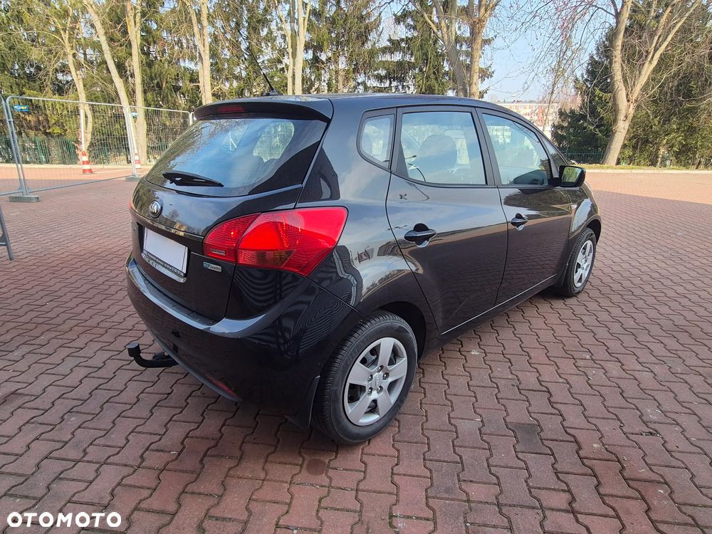 Kia Venga 1.6 Business Line - 9