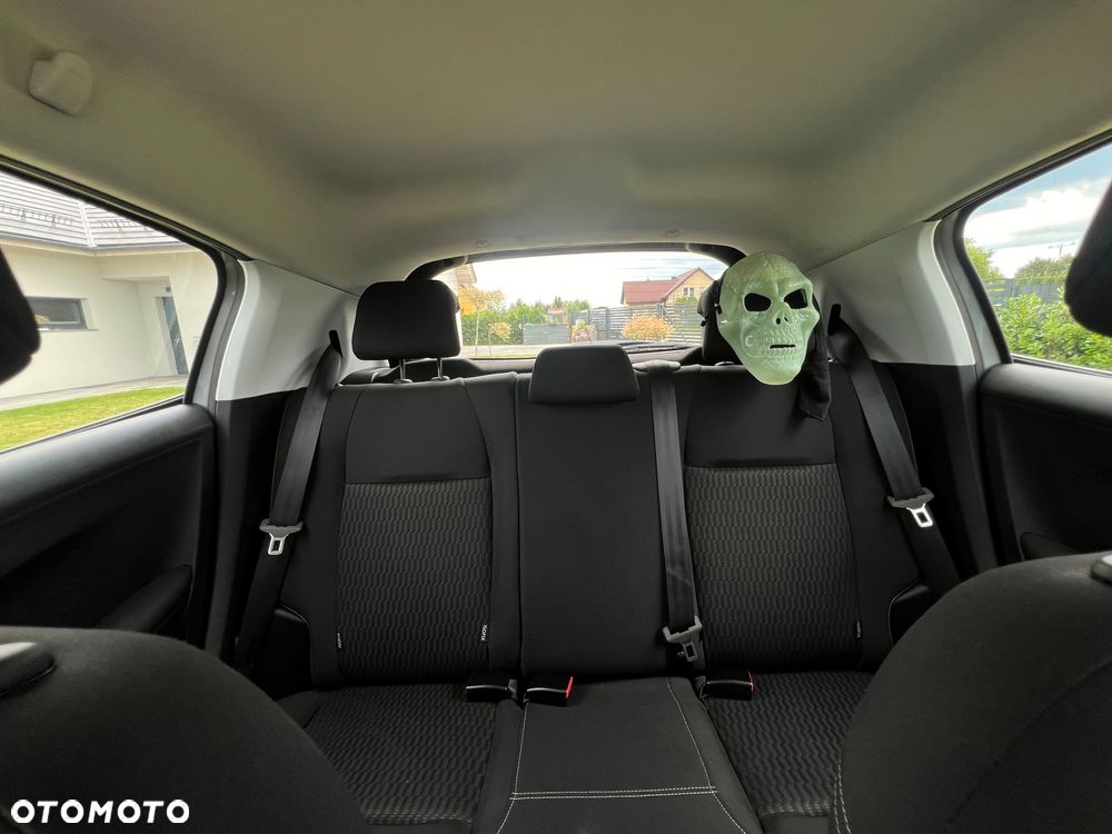 Peugeot 208 1.5 BlueHDi Allure S&S - 19